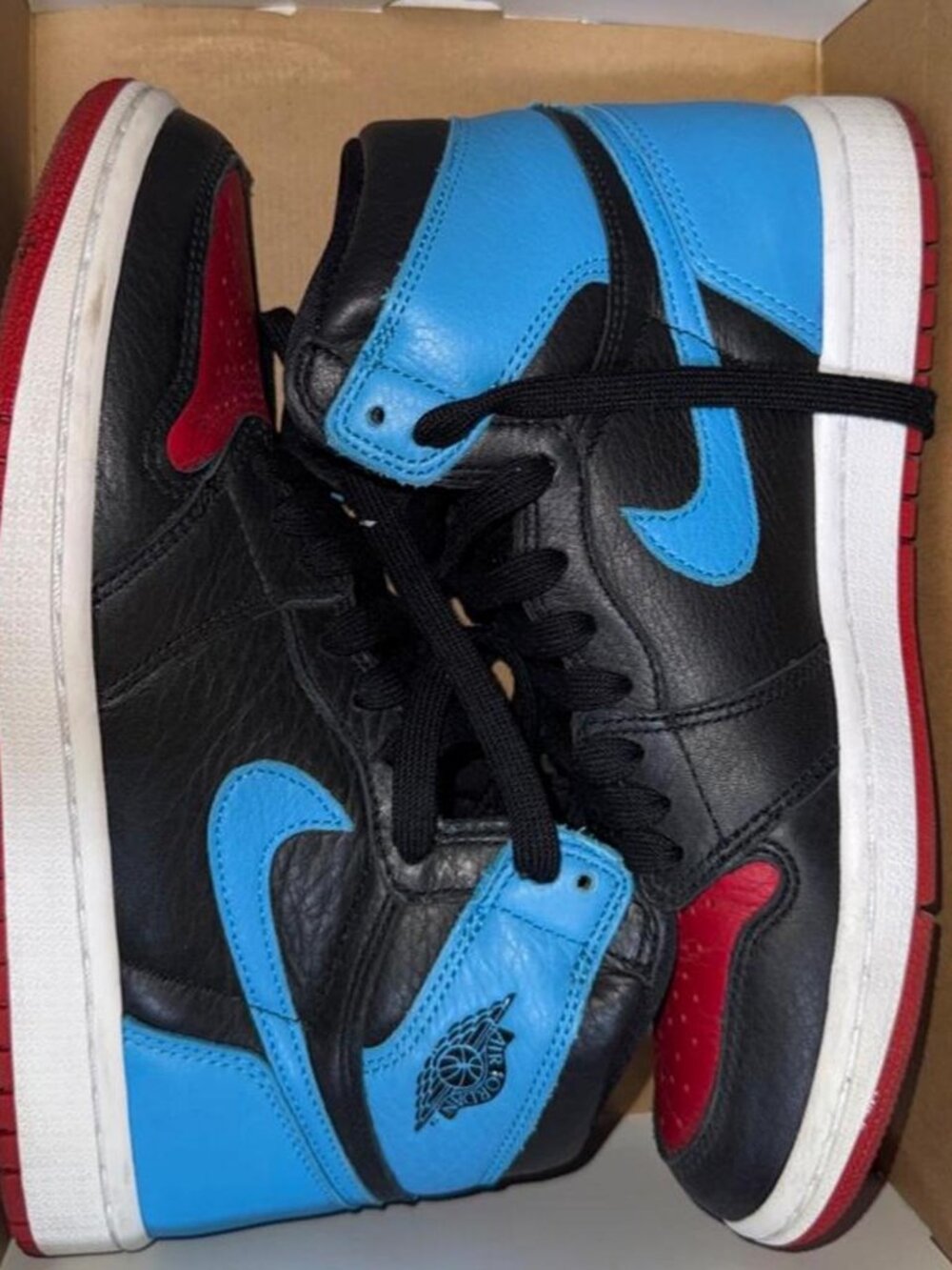 Women's Air Jordan 1 High OG UNC to Chicago